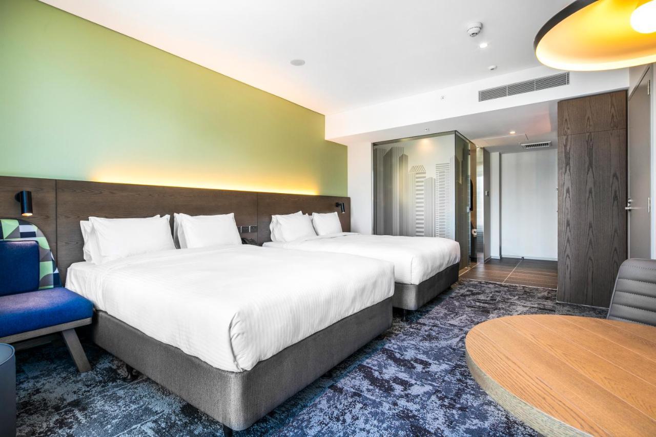 Express Little Collins By Ihg Hotel 4*