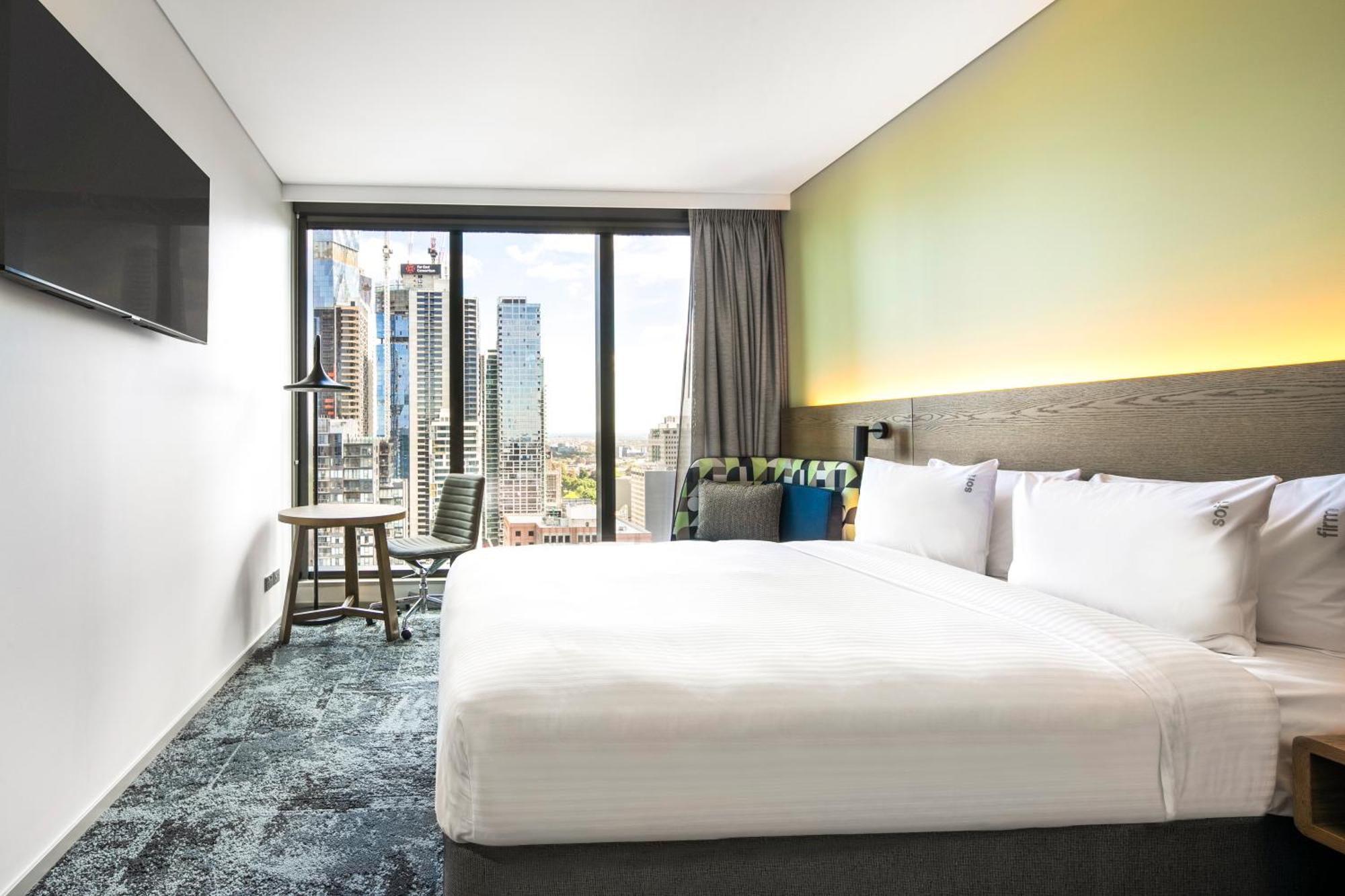 Express Little Collins By Ihg