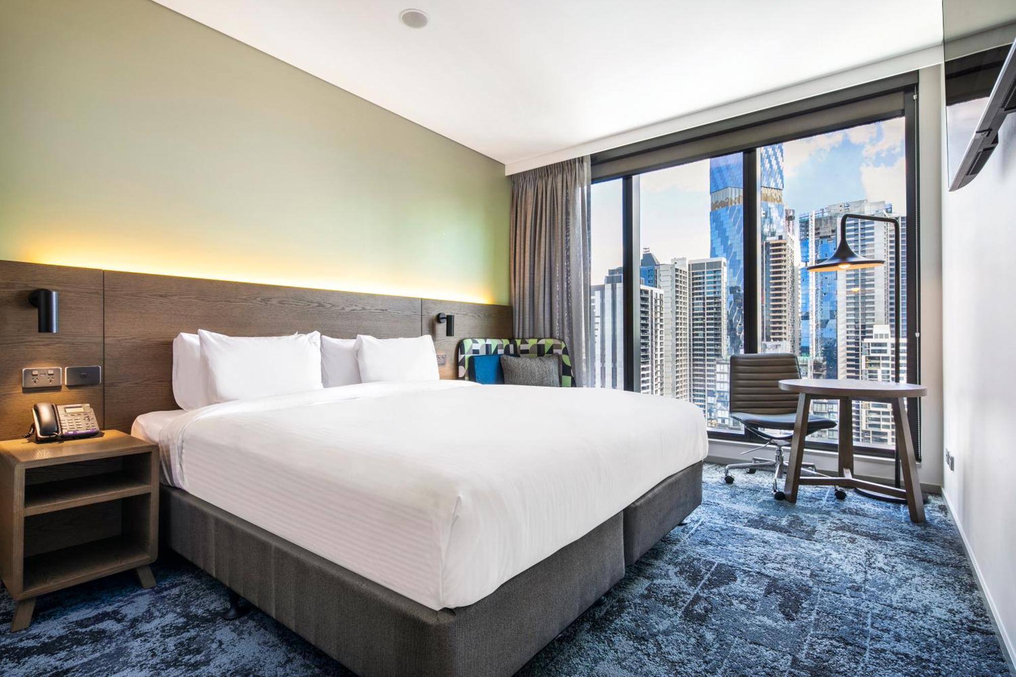 Express Little Collins By Ihg